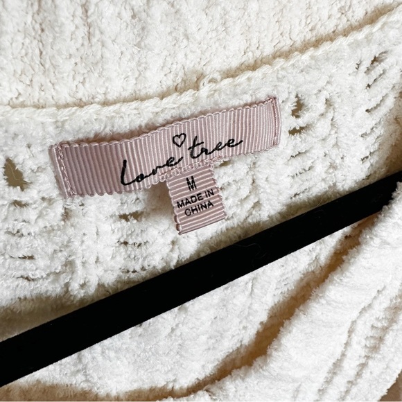 Love Tree Women’s Cream Chenille Chunky Knit V Neck Pullover Sweater Size Medium - Picture 2 of 7